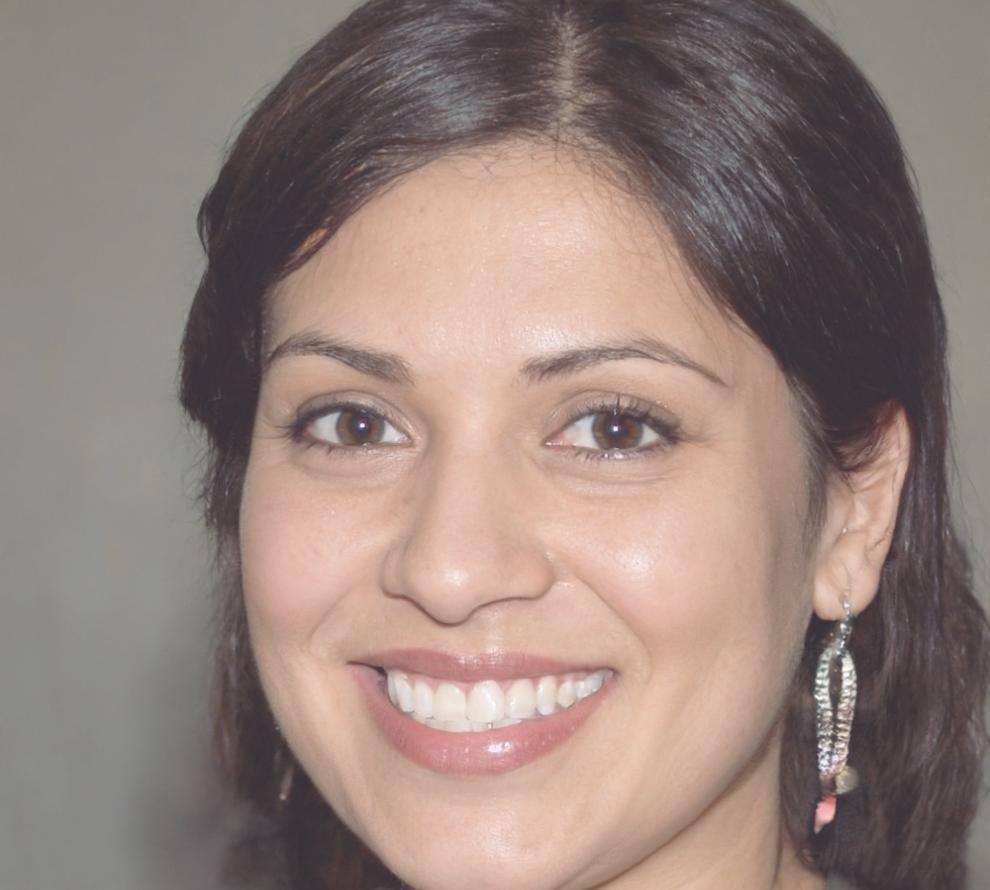 Kartika Prasanti, instruktur trading intraday berpengalaman